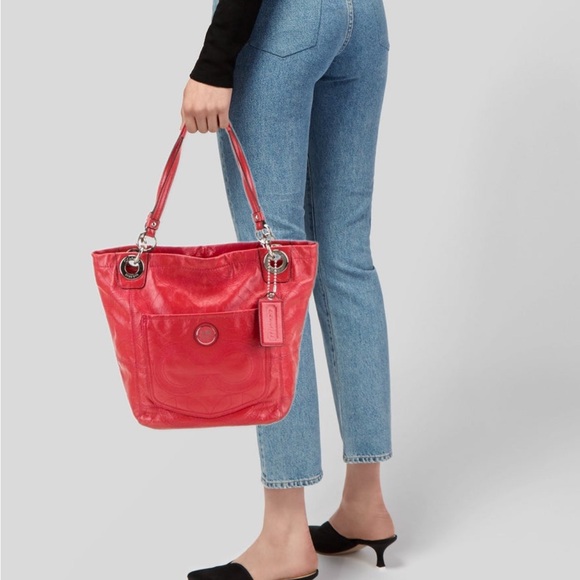 Coach Alex Op Art Patent Leather Tote Bag - Picture 11 of 11